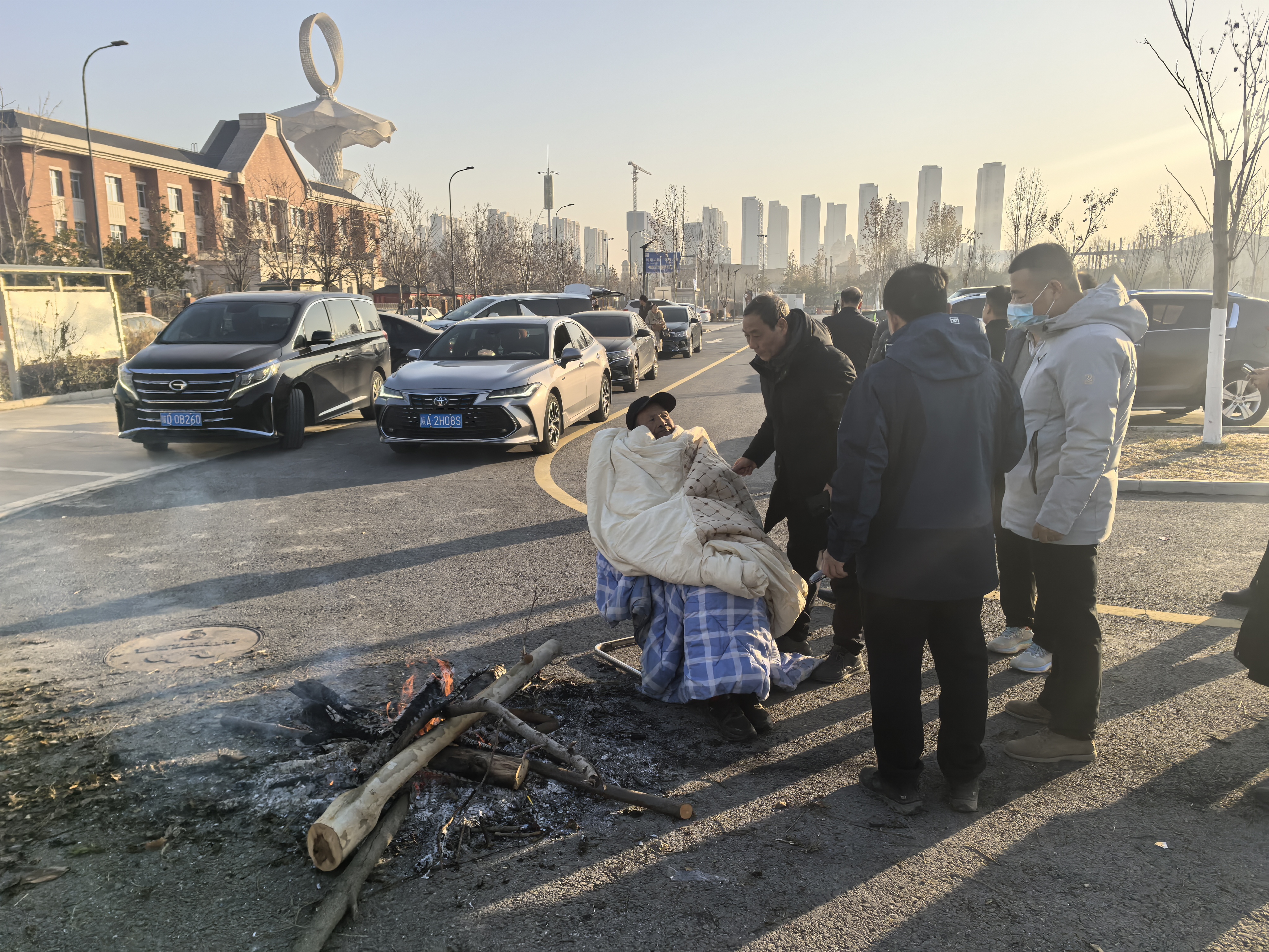 公司身邊好人|“只想快點聯(lián)系到他的家人！”